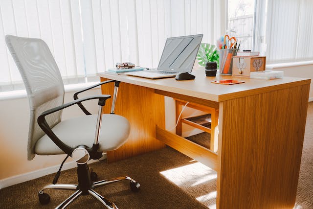Spring cleaning hacks for the home office